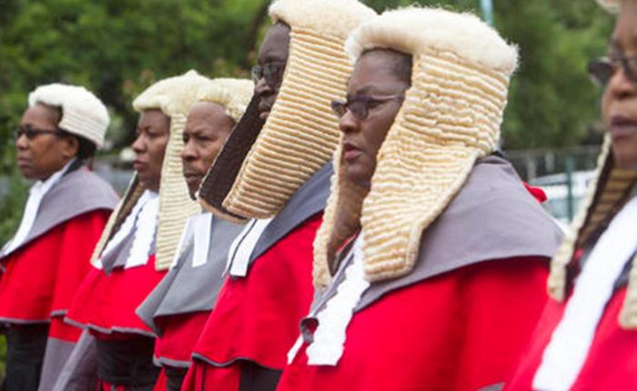 As nossas colonialices